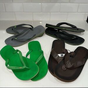 Havaianas & Gap Men’s Flip-flop Bundle (4 pair)